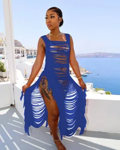 Elegantes königsblaues Strandkleid mit Strickmuster, Ausschnitten und Fransen-Details
