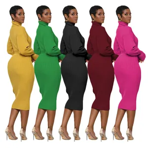 Élégantes robes midi en maille côtelée à col haut en jaune vert noir bordeaux et rose