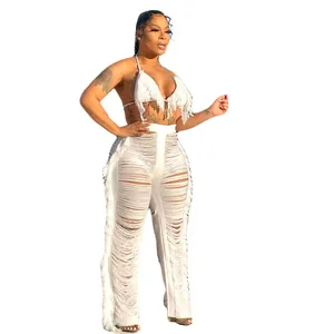 Ensemble bikini blanc deux pièces avec détails de franges et pantalon de plage