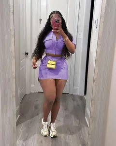 Ensemble deux pièces décontracté pour femme avec haut zippé violet et mini-jupe
