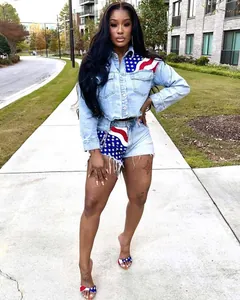 Lässiges zweiteiliges Denim-Set mit US-Flaggen-Print auf Jacke und kurzen Hosen