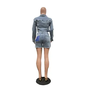 Lässiges Denim-Set aus Kurzjacke und Shorts mit USA-Flaggen-Print auf der Gesäßtasche