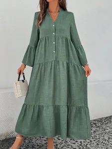 Elegant forest style green V-neck long sleeve midi dress with tiered A-line skirt