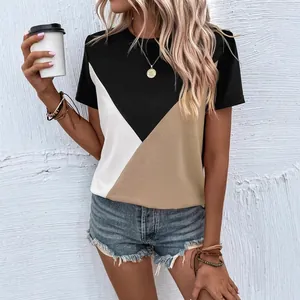 Lässiges Damen T-Shirt mit Rundhalsausschnitt und schwarz-weiß-beige V-Muster