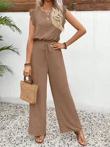 Sommerliches Boho-Set aus Top mit Spitzenärmeln und weit geschnittener Tunnelzughose