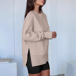 Sweat-shirt beige surdimensionné à col rond avec fentes latérales et épaules tombantes