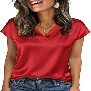 Elegante blusa de satén rojo para mujer con cuello en V y manga corta para el verano