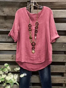 Blouse décontractée en coton mélangé rose avec col en V et manches retroussables