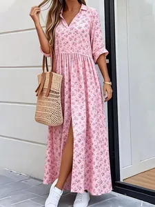 Robe longue fleurie rose élégante avec col à revers et manches mi-longues printemps.