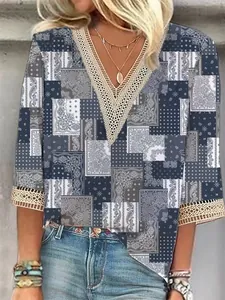 Top bohemio con cuello en V, estampado paisley, ribete de encaje y media manga mujer