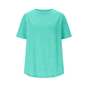 Casual losse dames T-shirt in mintgroen met een ronde hals en een afgeronde zoom.