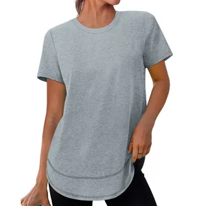 Detail van een grijs vrijetijds T-shirt voor dames met ronde hals en ronde zoom