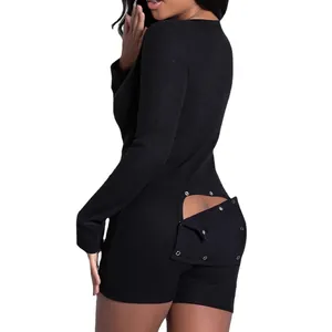 Body nero a costine a maniche lunghe con patta posteriore a bottoni per loungewear.