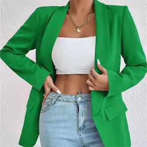 Chaqueta elegante de color verde vibrante para mujer ideal para oficina y estilo casual