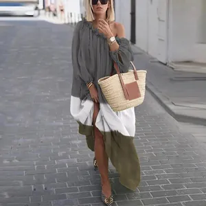 Robe longue vintage ethnique à épaules dénudées avec manches longues en gris blanc et olive