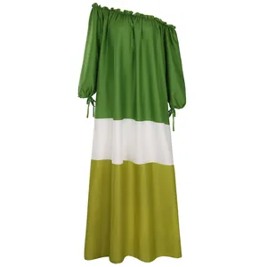 Robe longue bohème vintage avec design color block tricolore et épaules dénudées