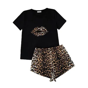Tweeledige damespyjamaset met luipaardprint, T-shirt met korte mouwen en shorts