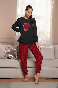 Pigiama da donna a due pezzi con top a maniche lunghe stampa gatto e pantaloni plaid.