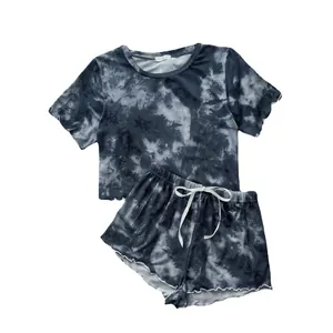 Two-piece women's tie-dye pajama set with short sleeves and shorts in grey and black