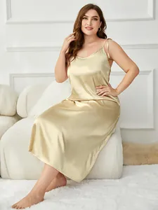 Elegante camicia da notte in raso champagne taglie forti con spalline sottili regolabili
