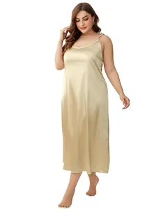 Elegante camicia da notte in raso taglie forti color champagne con spalline