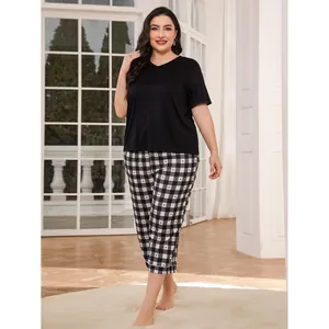 Women's Plus Size Pajama Set V-Neck Short Sleeve Top And Plaid Heart Print Pants Casual Loungewear Polyester Sleepwear Set