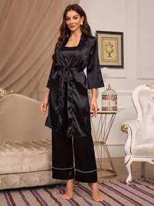Ensemble de pyjama 3 pièces en satin de soie noire pour femme avec peignoir et pantalon
