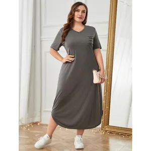 Elegantes graues V-Ausschnitt Kurzarm Freizeit-Midikleid in Übergröße für Damen Sommer