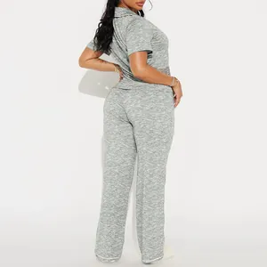Conjunto de pijama de dos piezas gris vigoré para mujer con camiseta y pantalón largo