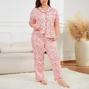 Plus size women's summer pajama set with heart leopard print and short sleeves