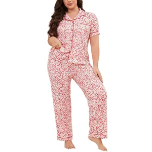 Plus size women's pink heart print pajamas set with short sleeves and long pants