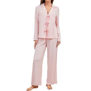 Rosa Damen-Schlafanzug-Set mit Langarm-Oberteil, Schleifendetails und lockerer langer Hose