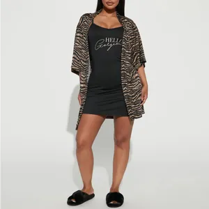 Plus Size Schlafanzug-Set mit Tigerprint Bademantel und Unterkleid Sommer Homewear