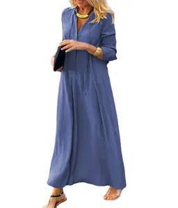 Elegante vestido camisero largo azul de manga larga con cuello en V para un estilo casual