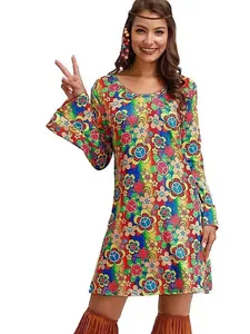 Minivestido hippie retro de los años 60 y 70 con los coloridos estampados florales