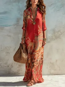 Robe longue bohème rouge élégante avec des motifs vintage et un col chemise classique
