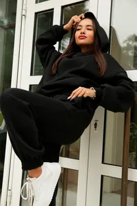 Ensemble de loisirs deux pièces pour femmes, sweat à capuche noir uni et pantalon de jogging