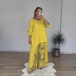 Damen Leinen-Set in Gelb mit unregelmäßiger Tunika und floraler Weithose