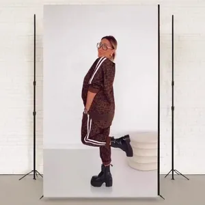 Tuta sportiva da donna con stampa leopardata e strisce laterali, moda autunno