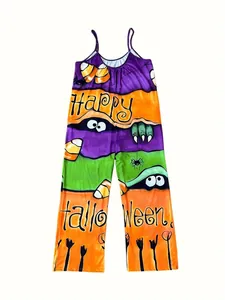 Detaillierte Ansicht des bunten Halloween-Overalls mit Spaghettiträgern und Gruselmotiven