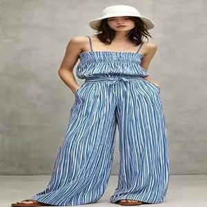Ensemble décontracté deux pièces à rayures bleues et blanches avec pantalon large