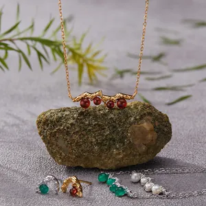 S925 Sterling Silver Natural Pearl Green Agate Garnet Necklace Pendant Gold Silver Plated Elegant Niche Jewelry For Women