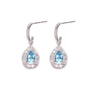 Orecchini a goccia in argento S925 con topazio blu naturale e accenti di zirconi
