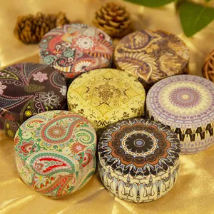 Set di sette scatole decorative tonde per candele profumate con motivi paisley