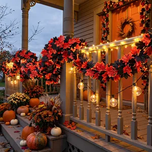 Gedetailleerd beeld van herfst esdoornblad slinger op een veranda met sfeerverlichting