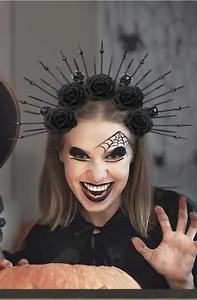 Close-up of Gothic halo headband featuring black roses and skulls for Halloween cosplay