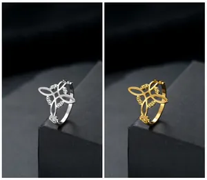 Edelstahl Hexenknoten Ringe in poliertem Silber- und Goldfinish für Damen und Mädchen.