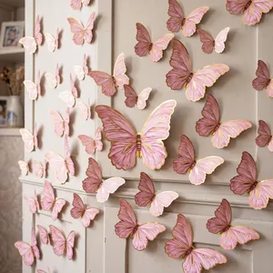Elegante 3D Wandaufkleber Schmetterlinge Pink mit Goldrand für Heimdekoration.