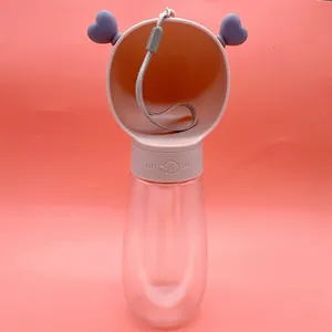 Borraccia portatile rosa per cani con ciotola e graziosi dettagli a cuore viola
