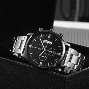 Montre Quartz Homme Acier Inoxydable Business Casual Calendrier Montre Bracelet Mode Analogique Étanche Pour Homme